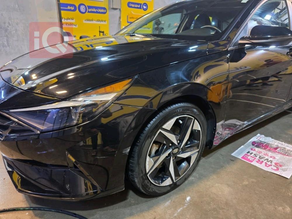 هیوندای ئەلەنترا